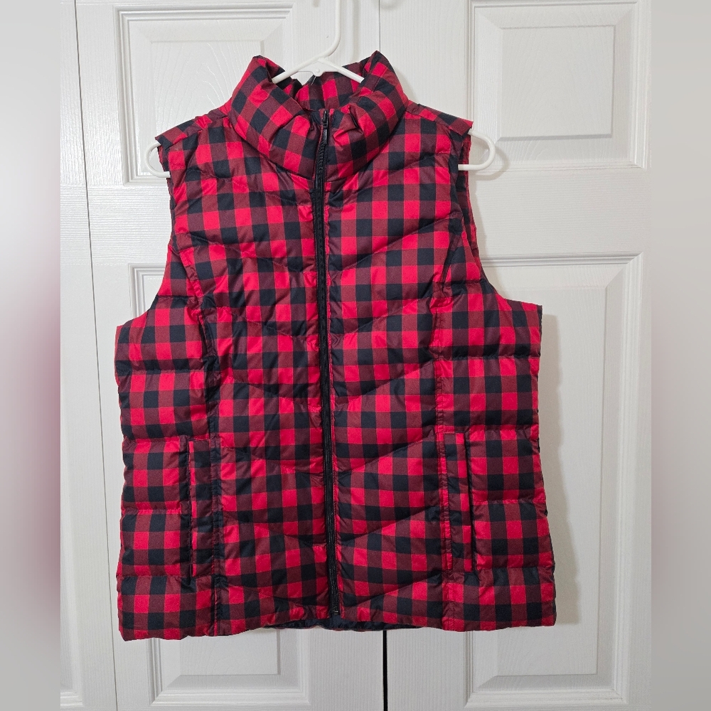 Lands' End Red and Black Buffalo Plaid Puffer Vest